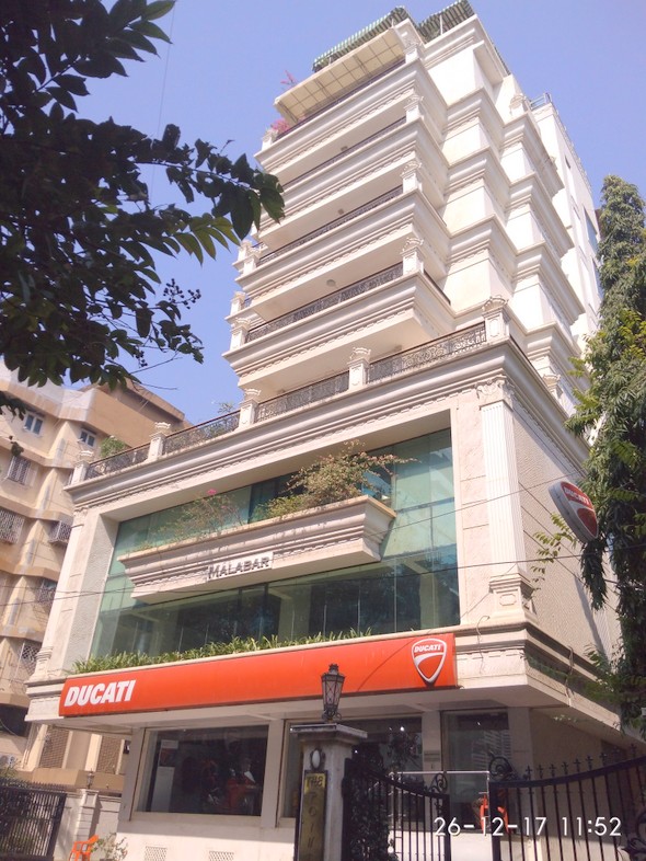 Main - The Point, Bandra West
